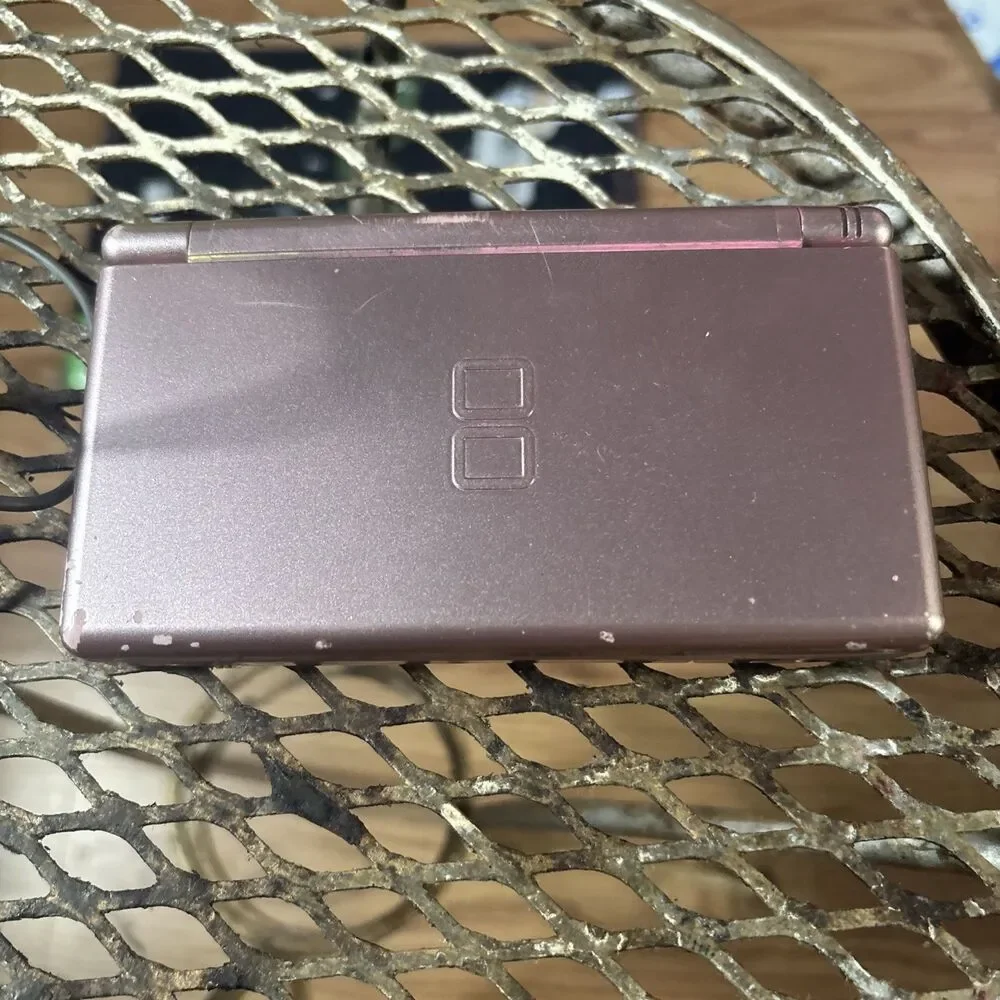 Nintendo DS Lite Handheld & Charger Coral Pink Screen Issues See Pics Tested